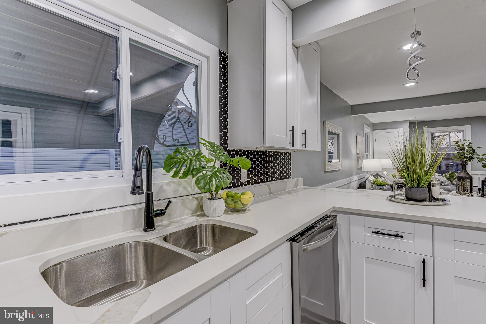 1737 Glen Curtis Road Baltimore, MD 21221 - Photo 14 of 25 Gallery Image 14