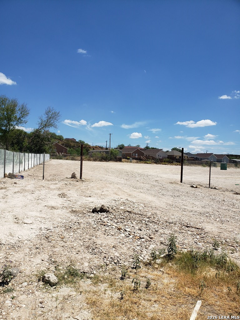 1157 State Loop 480, Unit 2 Eagle Pass, TX 78852 - Photo 22 of 23