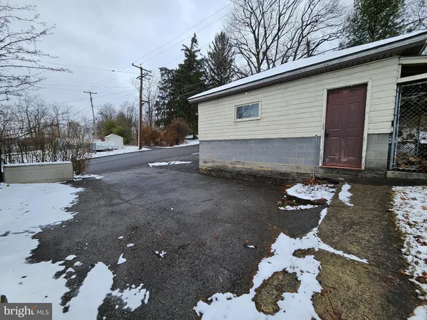 $149,000 | 2430 Oak Avenue, Altoona, PA 16601
