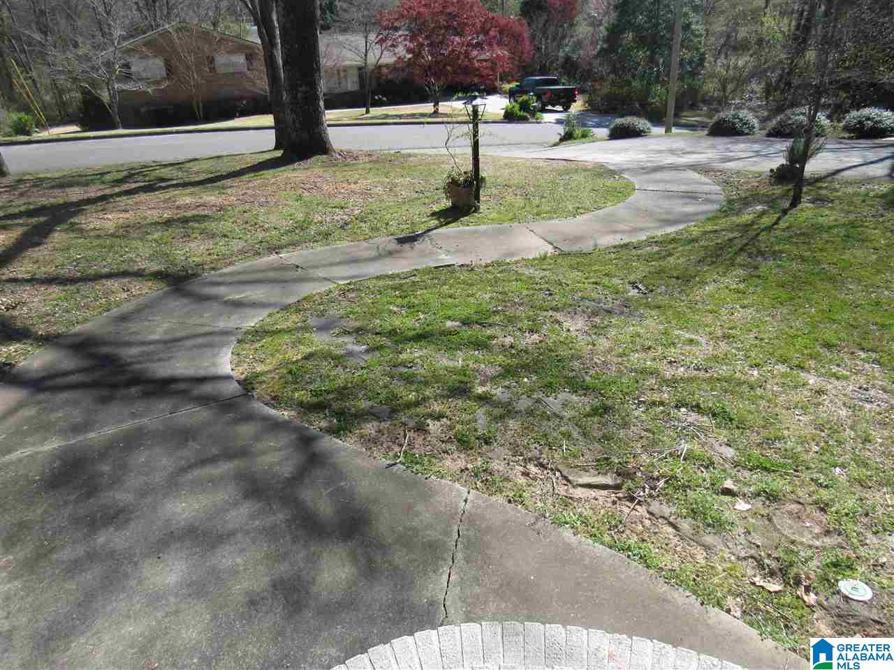 500 Windsor Terrace Anniston, AL 36207 - Photo 5 of 50