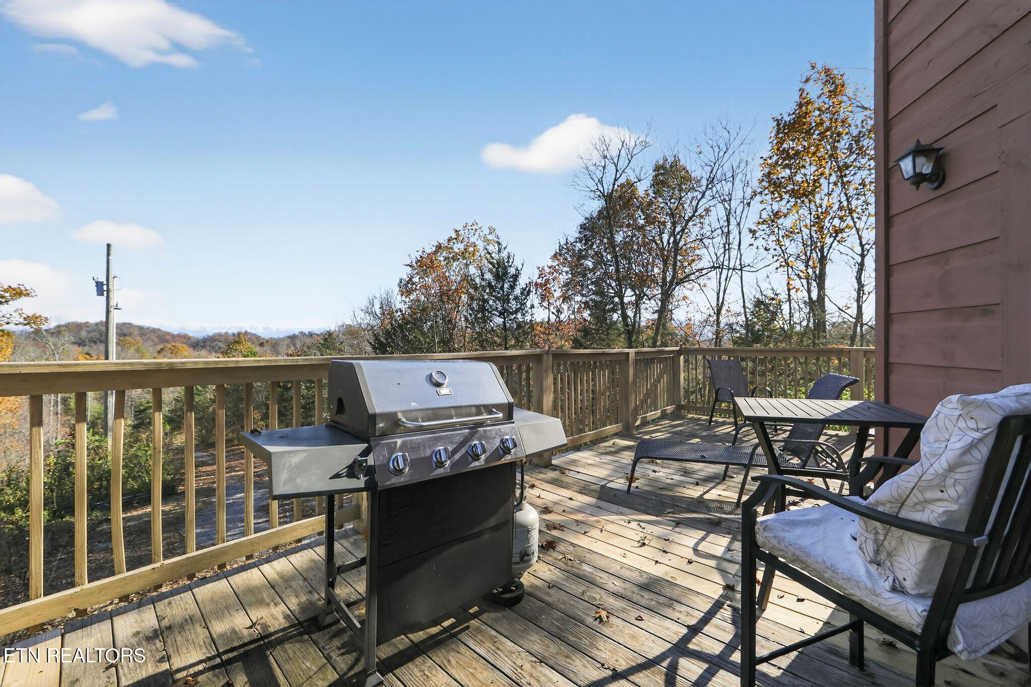 945 Cedar Springs Valley Road Sevierville, TN 37876 - Photo 10 of 44 3