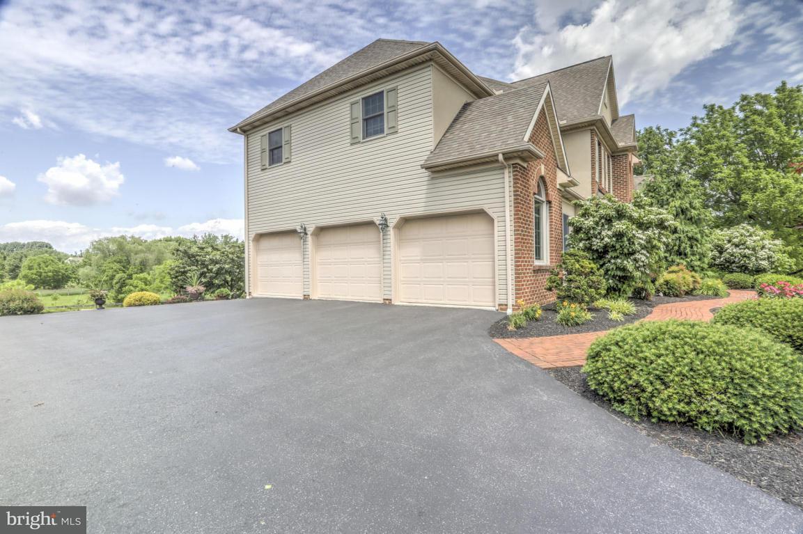 3034 Weaver Road Lititz, PA 17543 - Photo 2 of 42