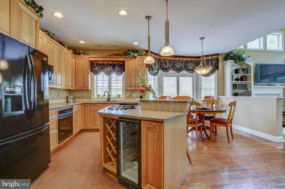 3034 Weaver Road Lititz, PA 17543 - Photo 7 of 42