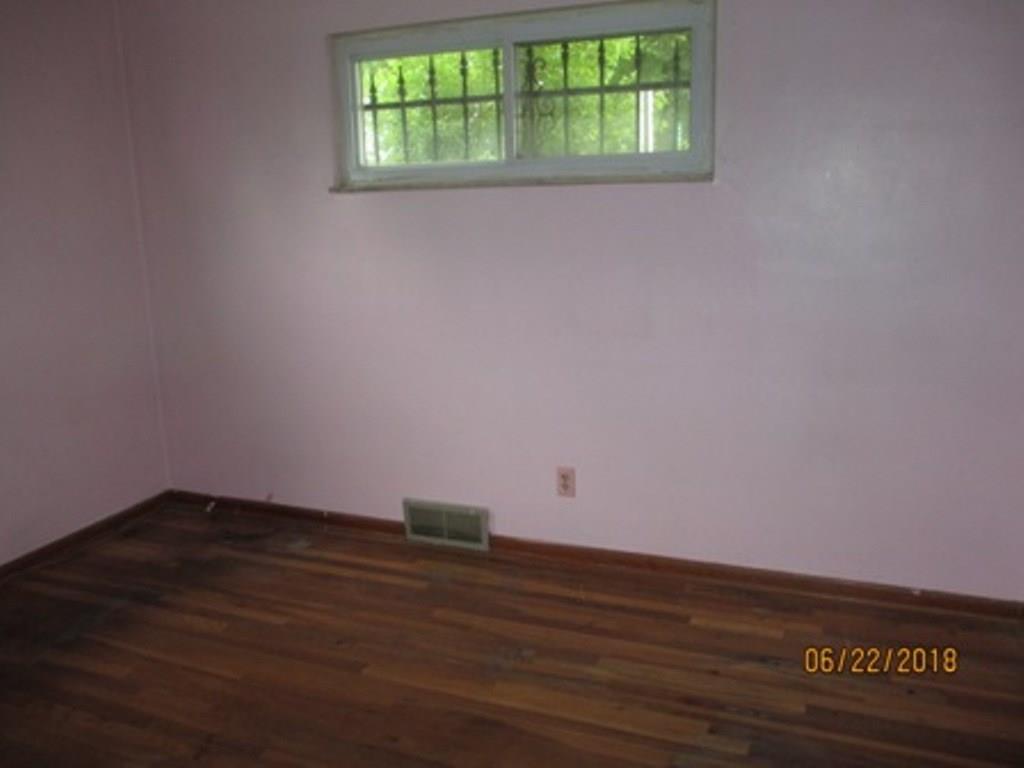 7592 Tyler Road Verona, PA 15147 - Photo 14 of 21 Gallery Image 14