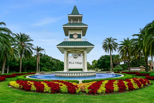 a tennis court that has tennis net
