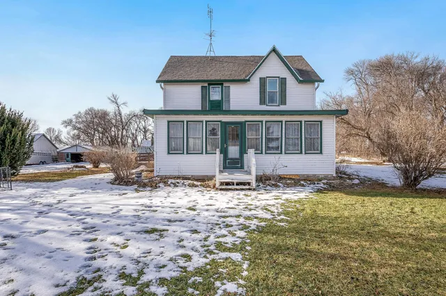 $399,000 | 87225 600th Avenue, Alpha, MN 56111