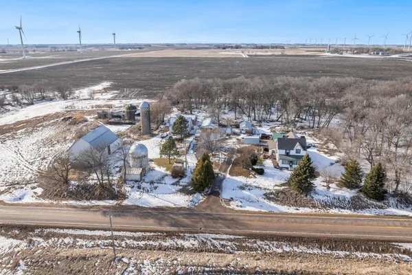 $399,000 | 87225 600th Avenue, Alpha, MN 56111