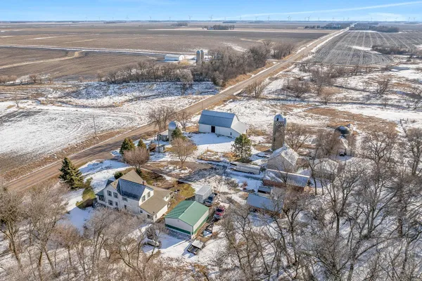 $399,000 | 87225 600th Avenue, Alpha, MN 56111