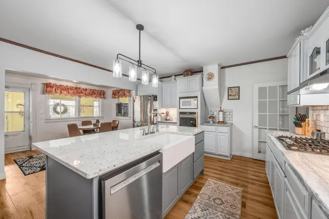 $399,000 | 87225 600th Avenue, Alpha, MN 56111