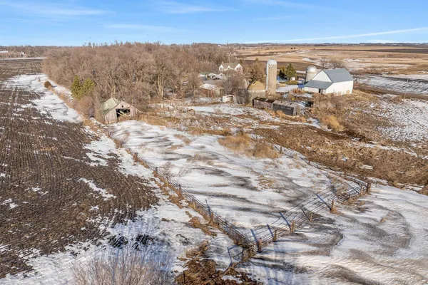 $399,000 | 87225 600th Avenue, Alpha, MN 56111