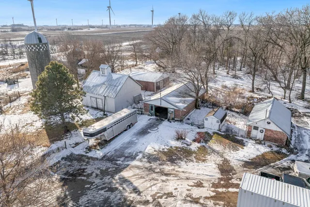 $399,000 | 87225 600th Avenue, Alpha, MN 56111