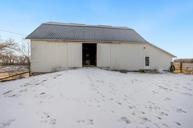 $399,000 | 87225 600th Avenue, Alpha, MN 56111