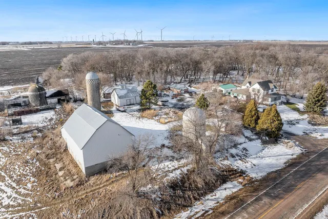 $399,000 | 87225 600th Avenue, Alpha, MN 56111