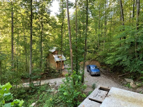 $109,900 | 1029 East Obey Lane, Wilder, TN 38589