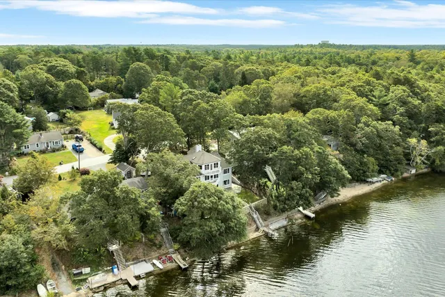 $1,999,500 | 90 Lakewood Drive, Mashpee, MA 02649