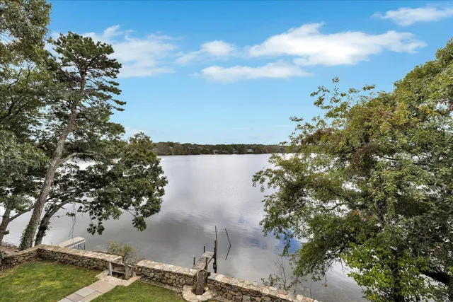 $1,999,500 | 90 Lakewood Drive, Mashpee, MA 02649
