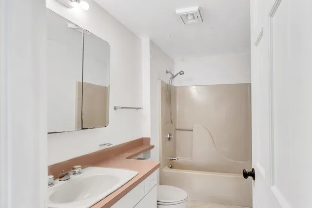 $1,999,500 | 90 Lakewood Drive, Mashpee, MA 02649