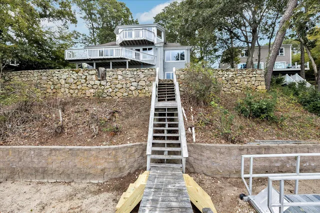 $1,999,500 | 90 Lakewood Drive, Mashpee, MA 02649