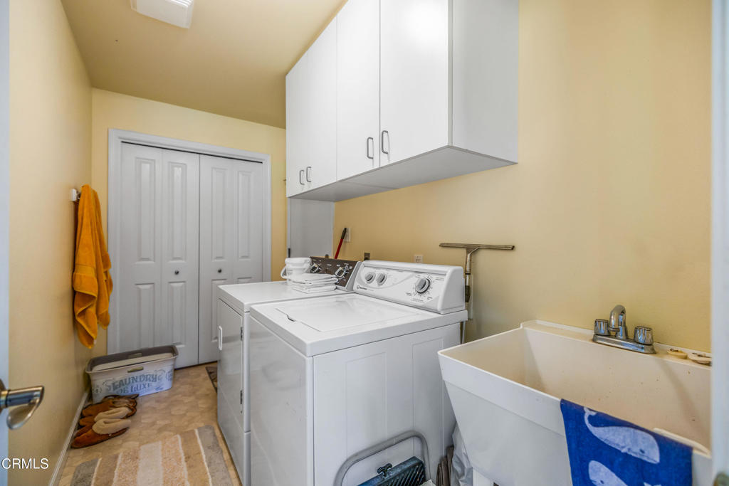 31195 Brush Creek Road Fort Bragg, CA 95437 - Photo 27 of 36 Laundry Room