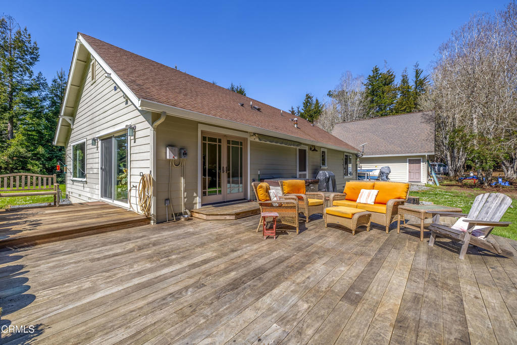 31195 Brush Creek Road Fort Bragg, CA 95437 - Photo 29 of 36 Rear Deck
