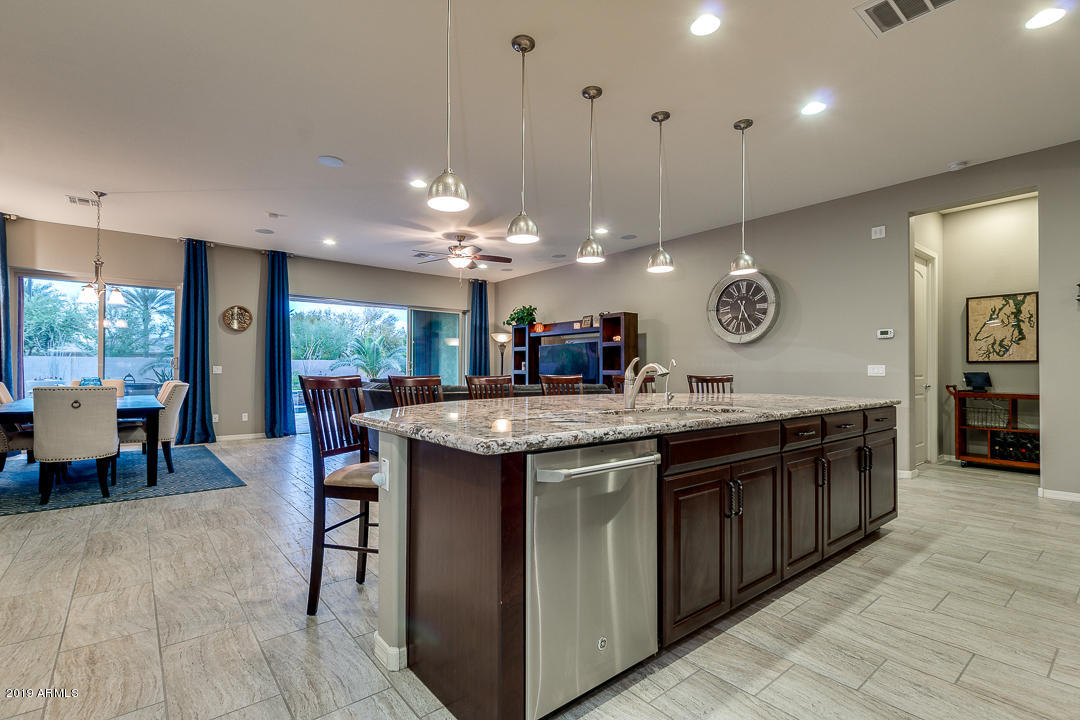 15658 West Berkeley Road Goodyear, AZ 85395 - Photo 13 of 39 13-Berkeley