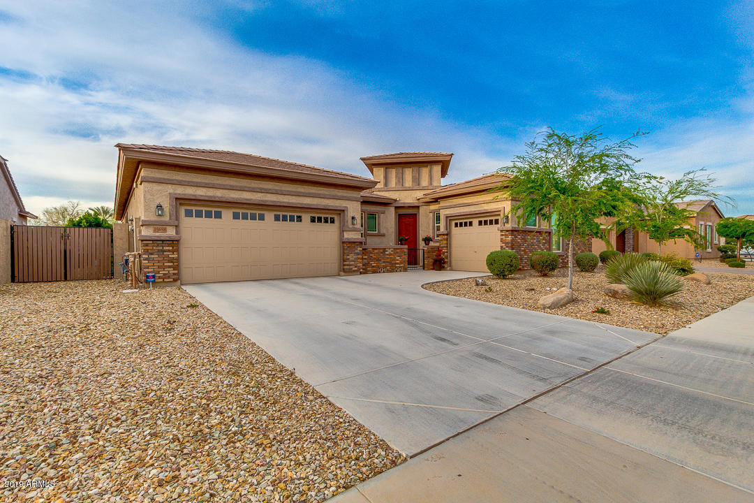 15658 West Berkeley Road Goodyear, AZ 85395 - Photo 5 of 39 05-Berkeley