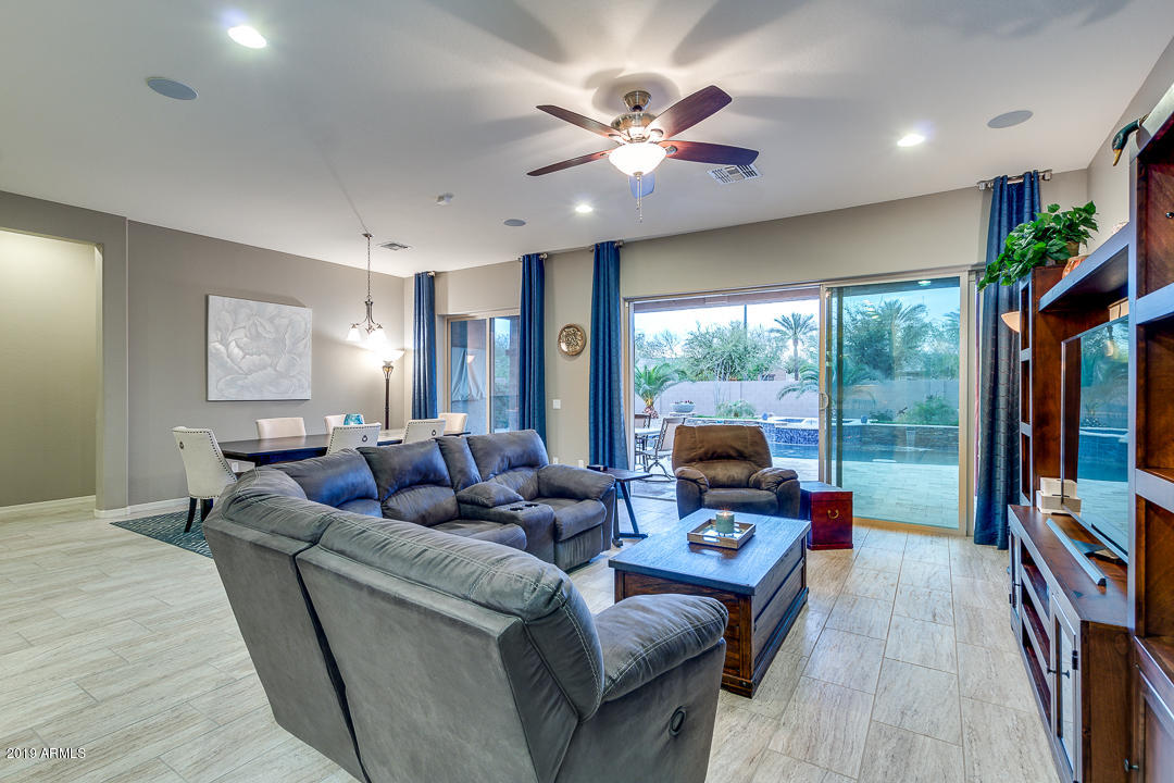 15658 West Berkeley Road Goodyear, AZ 85395 - Photo 8 of 39 08-Berkeley