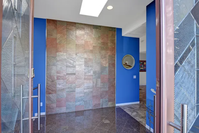 a view of elevator with door