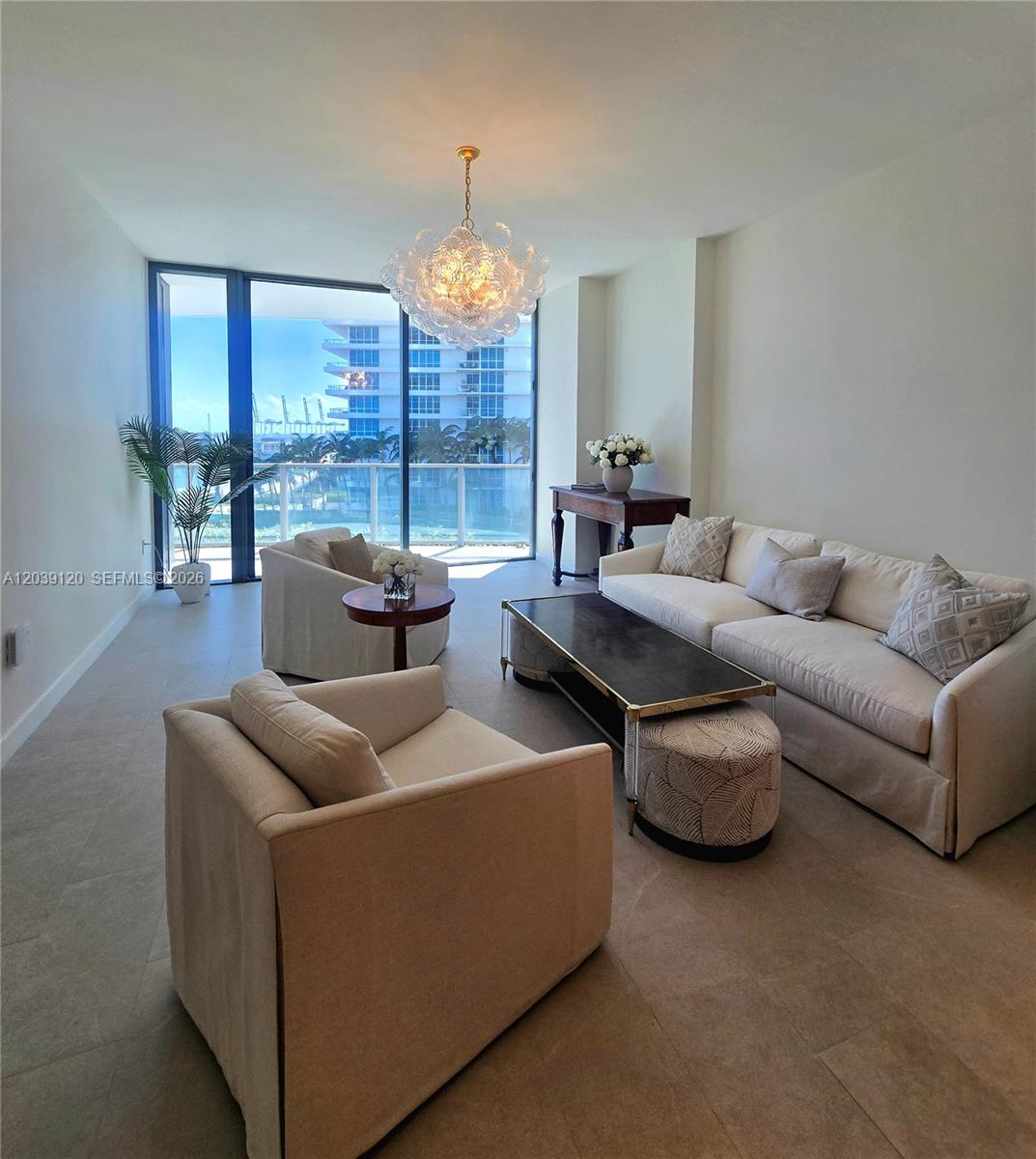 500 Alton Road, Unit 904 Miami Beach, FL 33139 - Photo 4 of 31