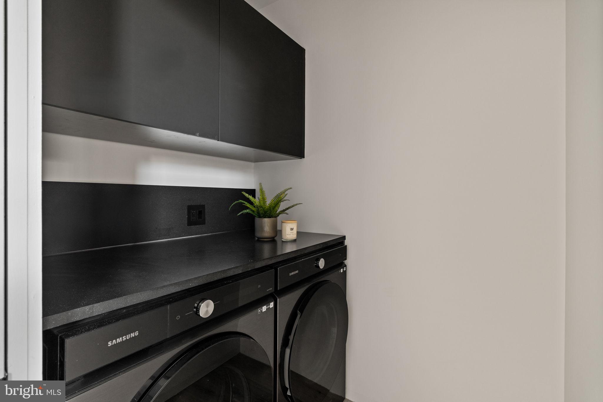 1428 Kenilworth Street Philadelphia, PA 19146 - Photo 56 of 58 a view of microwave