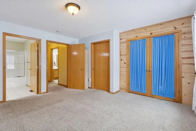 $285,000 | 7095 Ivy Ridge Lane, Circle Pines, MN 55014