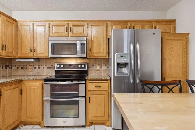 $285,000 | 7095 Ivy Ridge Lane, Circle Pines, MN 55014