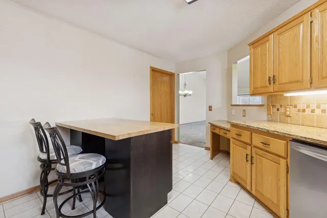 $285,000 | 7095 Ivy Ridge Lane, Circle Pines, MN 55014