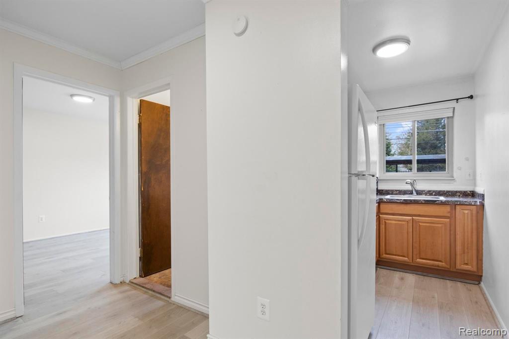 2859 East Maple Road, Unit 7 Birmingham, MI 48009 - Photo 10 of 15