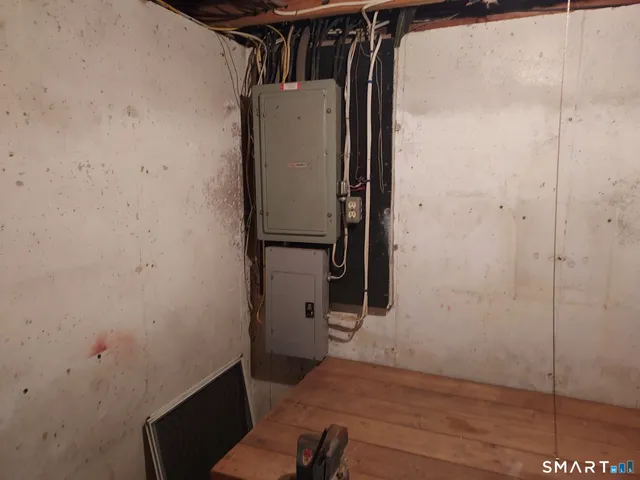 a view of walk in closet