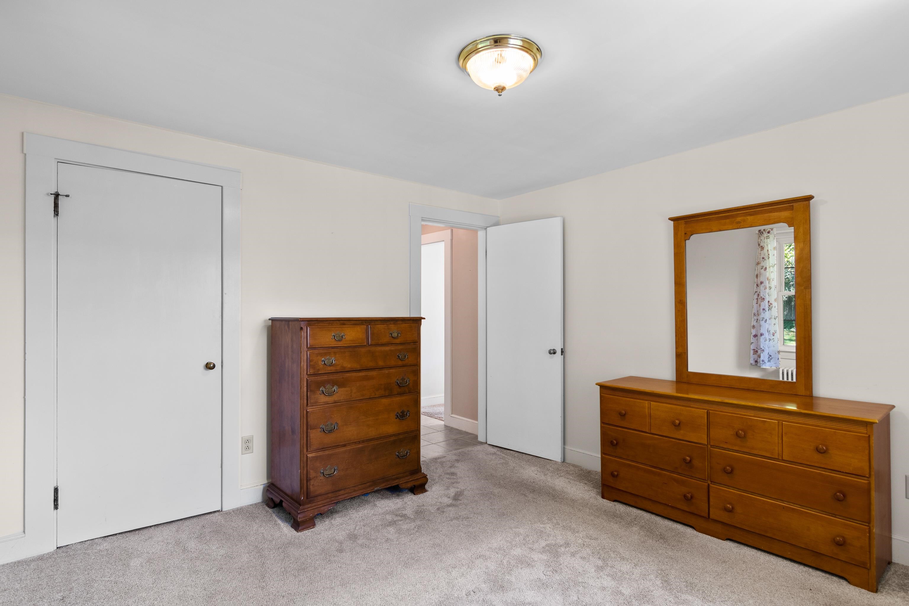 8 Hawthorne Road Dover, NH 03820 - Photo 24 of 40 Gallery Image 24