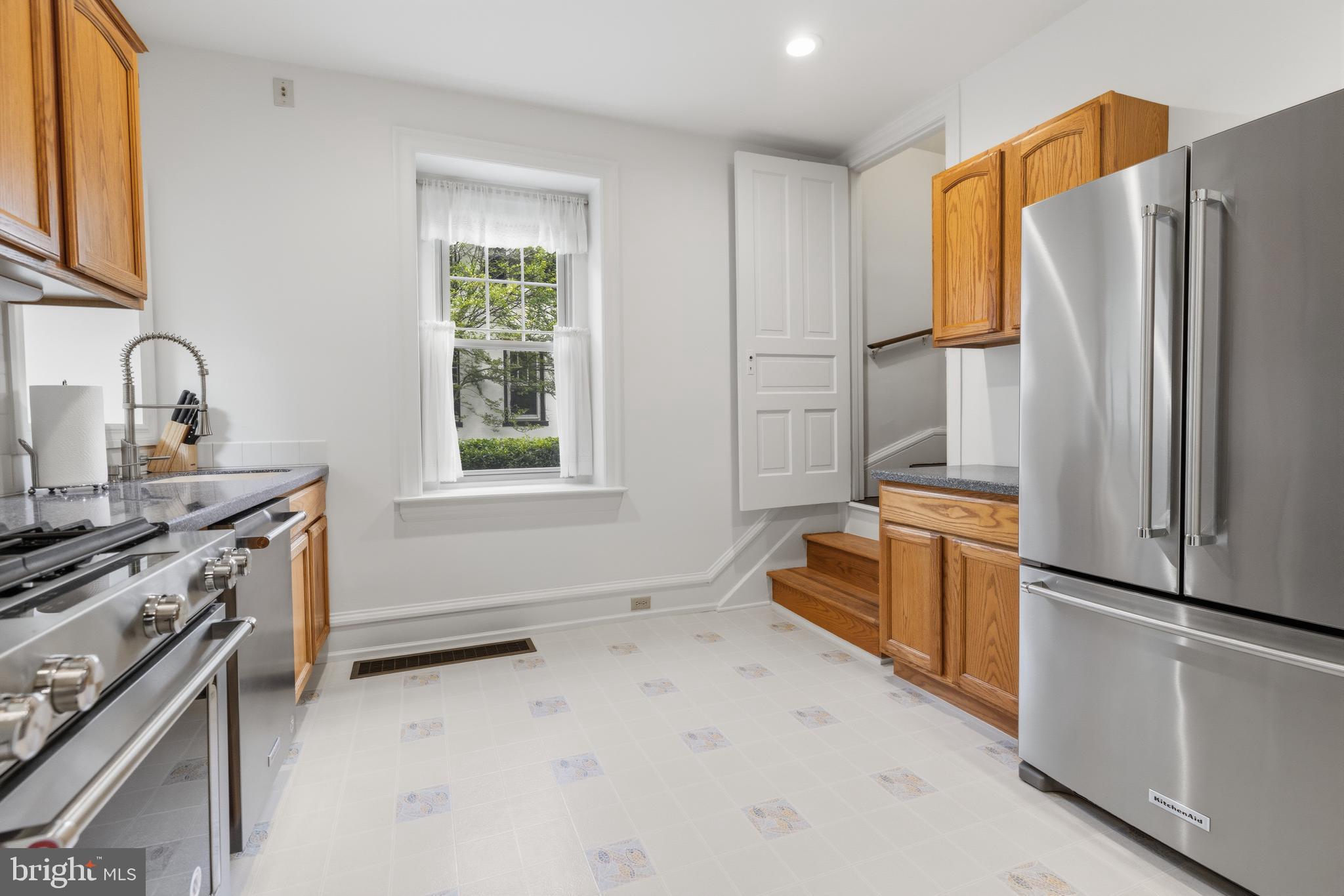 245 Mather Road Jenkintown, PA 19046 - Photo 21 of 71 Bright kitchen