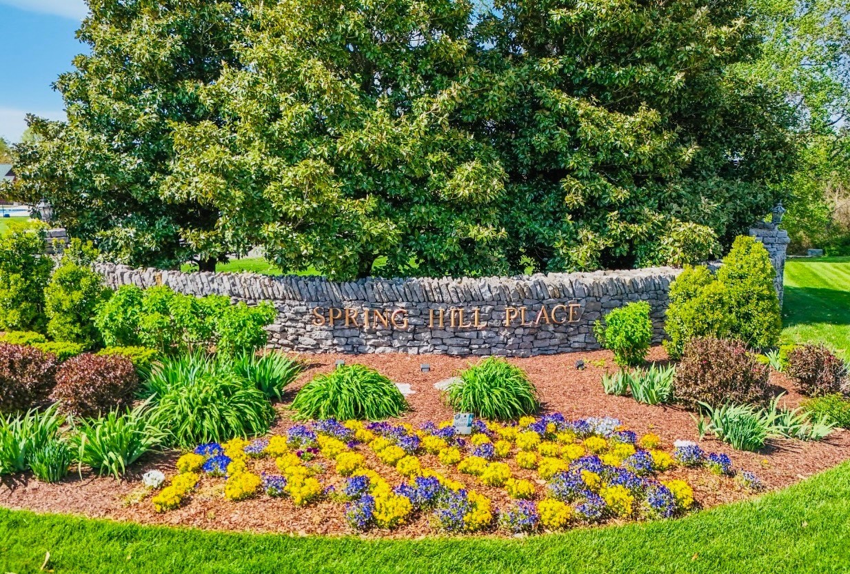 1617 Fair House Road Spring Hill, TN 37174 - Photo 30 of 31 a bunch of flowers in a garden