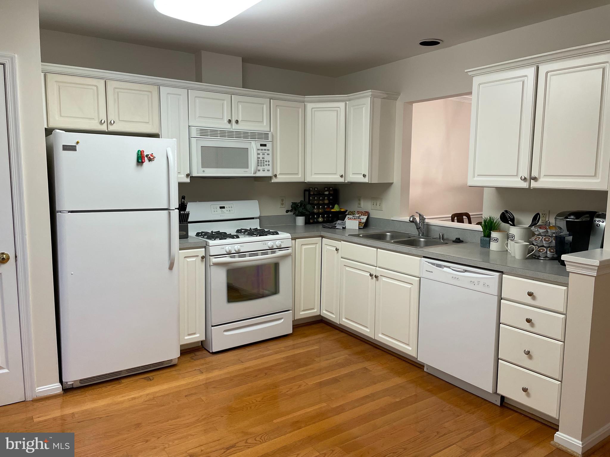 119 Ridgepoint Place Gaithersburg, MD 20878 - Photo 4 of 15