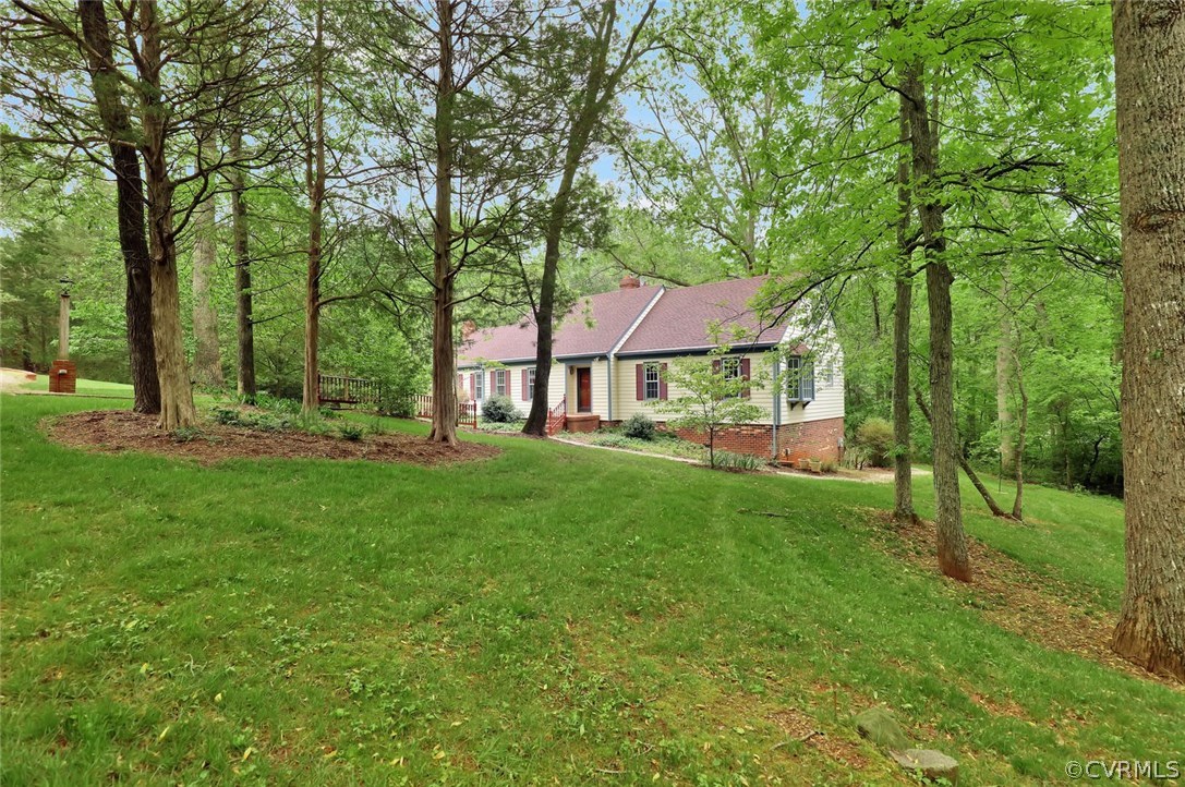 2522 Mill Road Powhatan, VA 23139 - Photo 5 of 36 Gallery Image 5