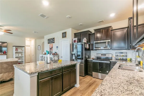 $455,000 | 2824 Jackal Drive, Lorena, TX 76655