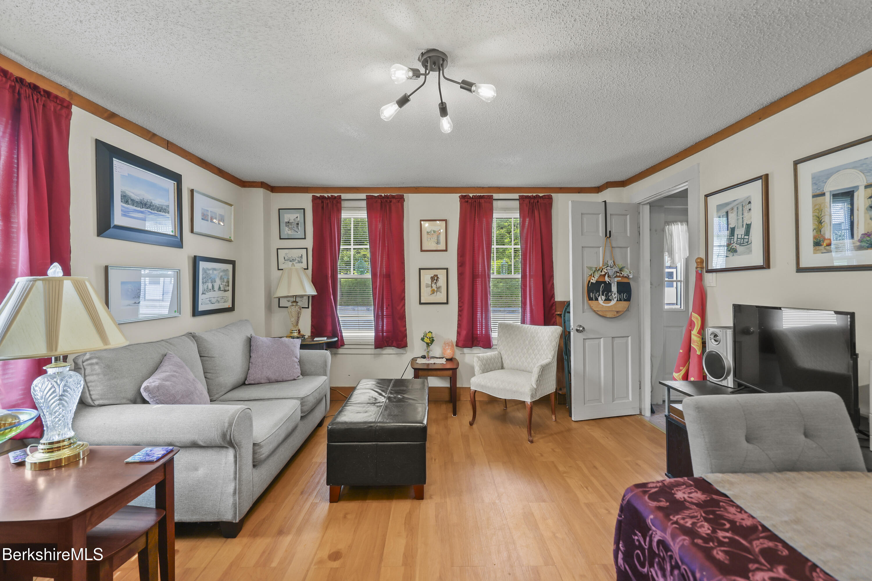 7066 Main Street Readsboro, VT 05350 - Photo 6 of 18 1st Floor Living Area