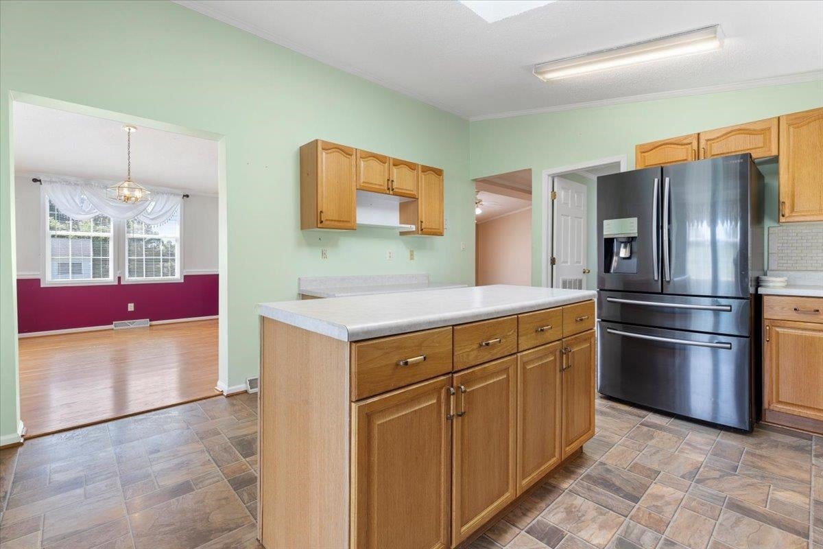7727 Brooklyn Road Radford, VA 24141 - Photo 12 of 71 Gallery Image 12