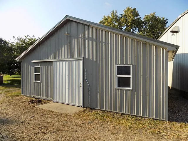 $549,900 | 39243 561st Avenue, New Ulm, MN 56073