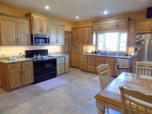 $549,900 | 39243 561st Avenue, New Ulm, MN 56073