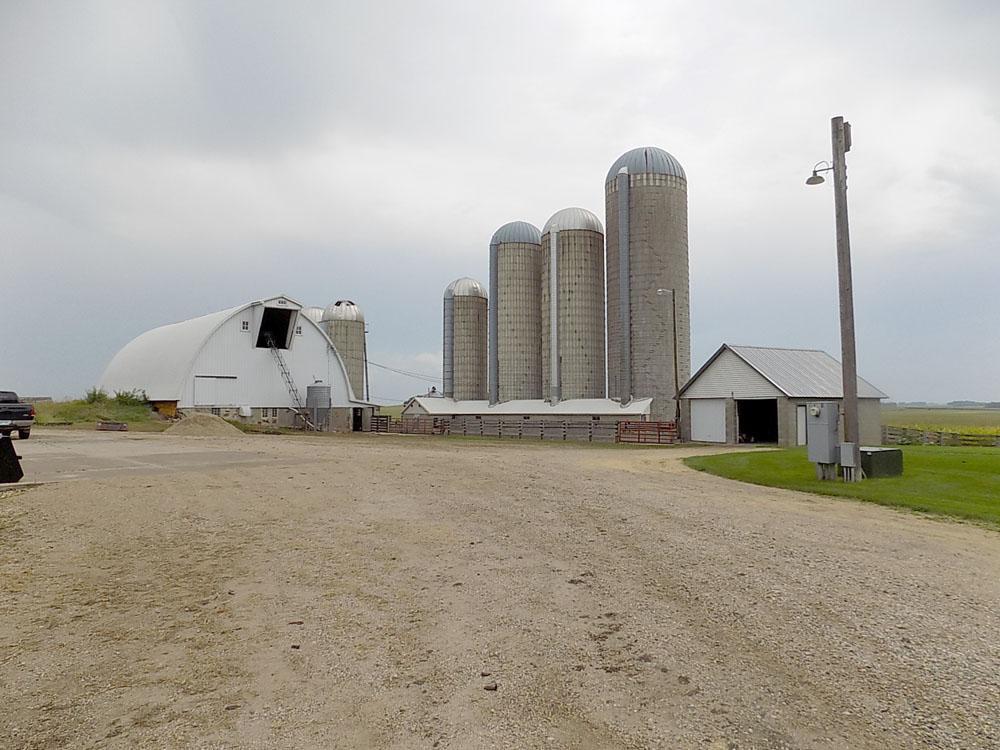 39243 561st Avenue New Ulm, MN 56073 - Photo 9 of 40