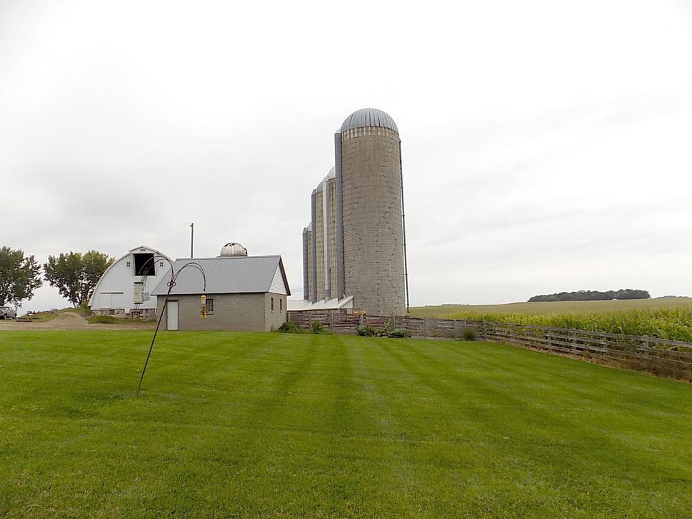 39243 561st Avenue New Ulm, MN 56073 - Photo 10 of 40