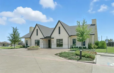 $399,900 | 712 Finchley Drive, Fort Worth, TX 76247