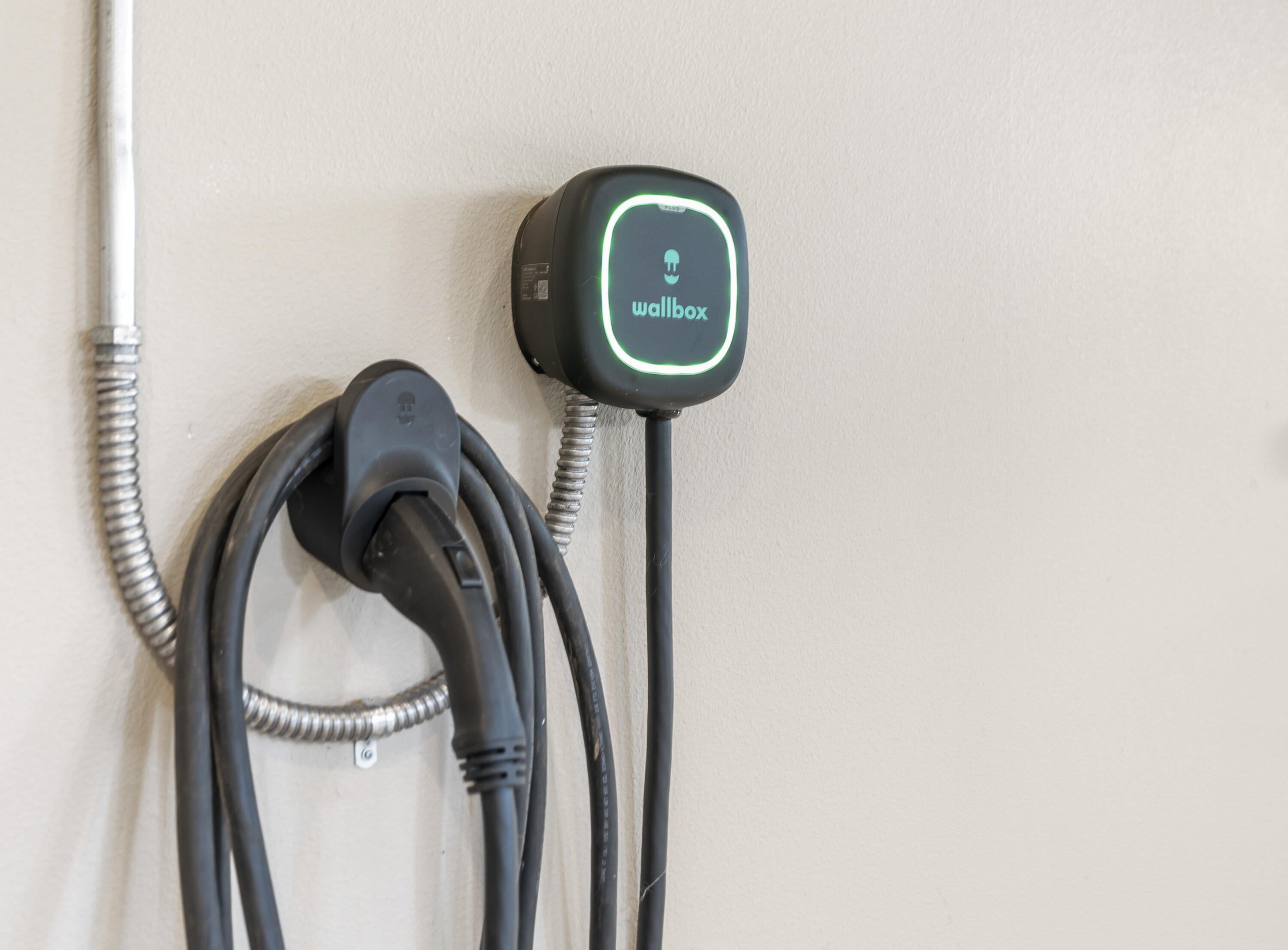 56431 Fireglass Loop, Unit 191 Bend, OR 97707 - Photo 19 of 50 EV Charger.