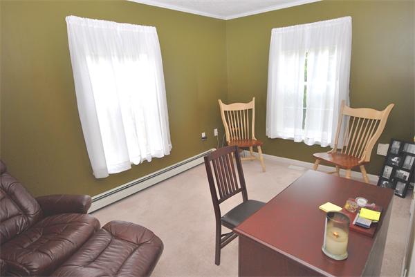 4 Lewis Street Rutland, MA 01543 - Photo 6 of 20